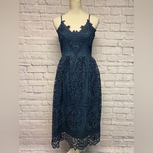 Hidden Label Elegant Blue Lace Midi Dress Sz S